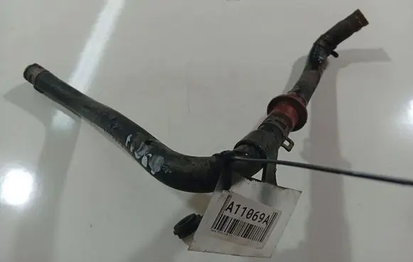Toyota Previa (XR30, XR40) II Engine coolant pipe/hose 