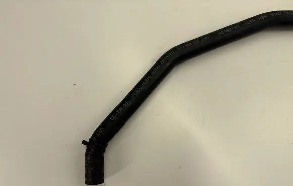 Volkswagen Touareg II Power steering hose/pipe/line 7P0422889 7P0422889B 7P0422889C