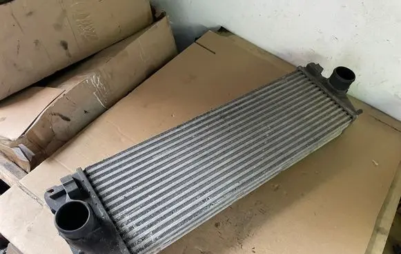 Mercedes-Benz Sprinter W906 Intercooler radiator A9065010101