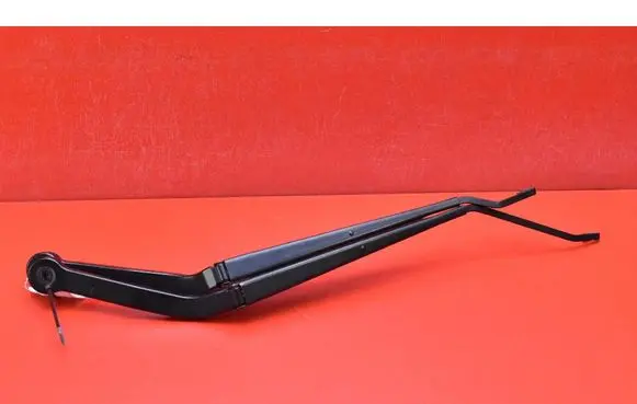 BMW X5M F85 Front wiper blade arm 7304071
