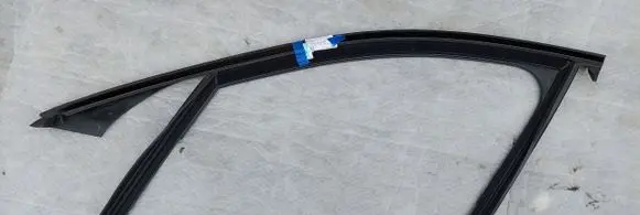 Mercedes-Benz C W205 Rubber seal loading door W2057254500