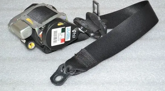 Mercedes-Benz B W245 Rear seatbelt A1698601785 A1298603169