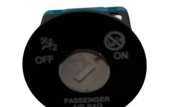 Hyundai i20 (GB IB) Passenger airbag on/off switch 