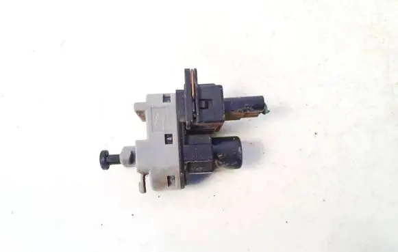 Ford Mondeo Mk III Brake pedal sensor switch 1s7t13480aa 1s7t-13480-aa