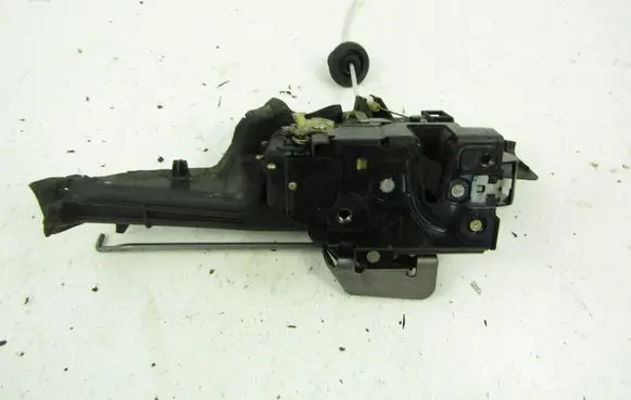 Audi A4 S4 B6 8E 8H Front door lock 