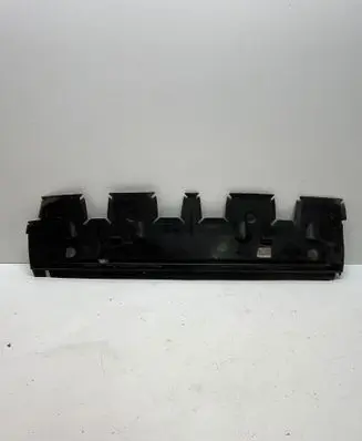 Audi Q7 4M Radiator mount bracket 4M0121286