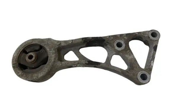 Peugeot iOn Engine mounting bracket