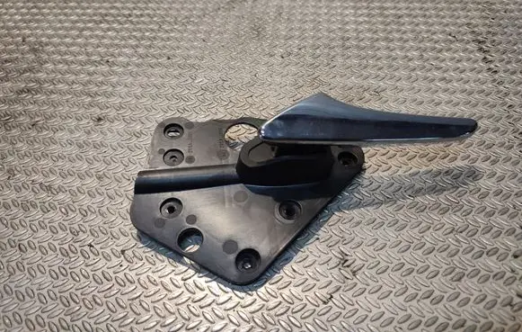 Mercedes-Benz Vito Viano W639 Front door interior handle ZGSA0261 ZGSA0961