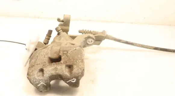 Mazda 3 III Rear brake caliper