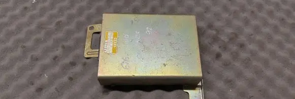 Mazda 626 Other control units/modules RFH518701 4079013670 27126