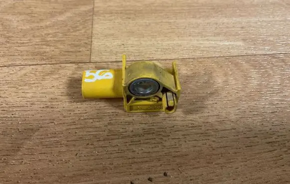 Mercedes-Benz E W212 Airbag deployment crash/impact sensor A2128210351 5WK44109