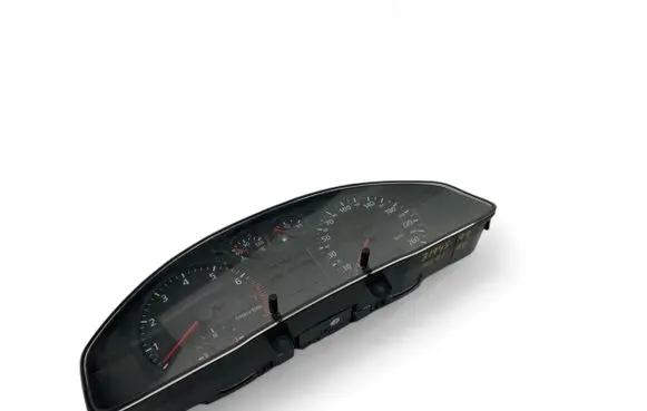 Audi A4 S4 B5 8D Speedometer (instrument cluster)