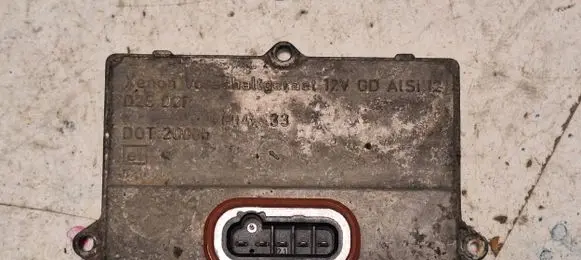 Audi A6 S6 C6 4F Headlight ballast module Xenon 110VVDC85VA 1100VDC85VAC 5DV00829000