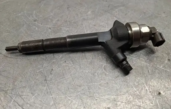 Opel Astra H Fuel injector 8973762702 897376270 97376270