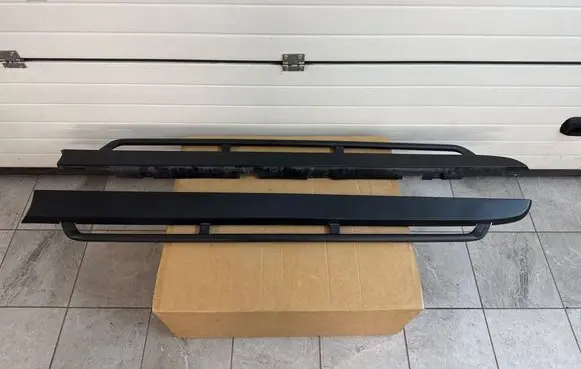 Ford Ranger IV Tailgate trim