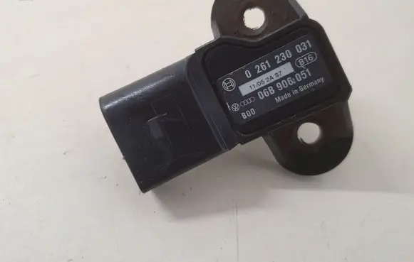 Volkswagen Touran I Air pressure sensor 06B906051