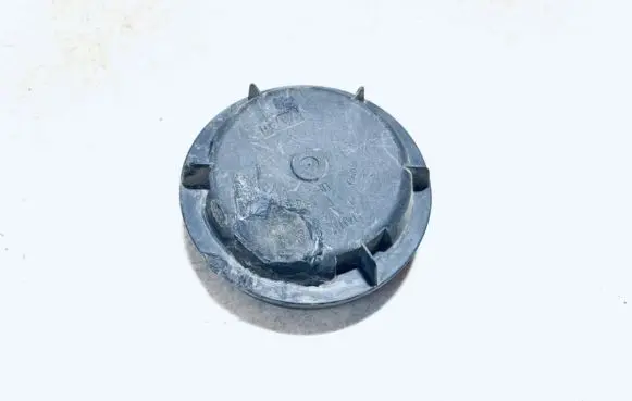 Citroen C5 Headlight/headlamp dust cover 89001811