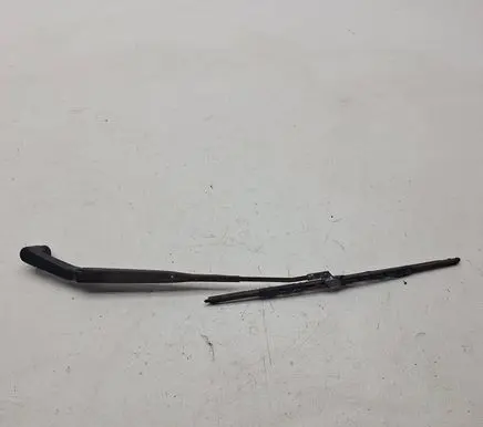 Toyota Land Cruiser (BJ70) Windshield/front glass wiper blade 