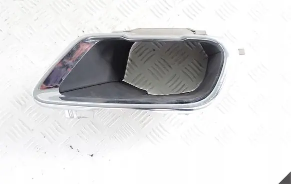 BMW X7 G07 Muffler trim 8074189
