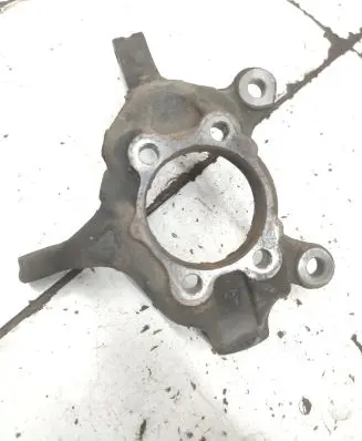 Nissan Juke I F15 Front wheel hub spindle knuckle 400141KK0H