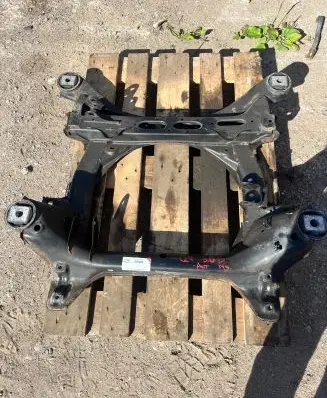 Audi Q7 4L Front subframe 7L0400025 40440453