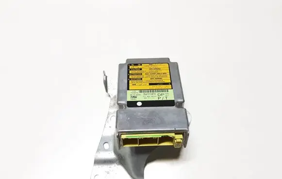 Lexus RX 300 Airbag control unit/module 891700W020 203044 35470106TH