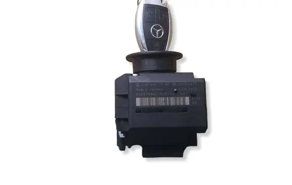Mercedes-Benz C W203 Ignition lock 2095451708 33002415 33002416