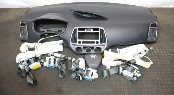 Hyundai i20 (GB IB) Dashboard