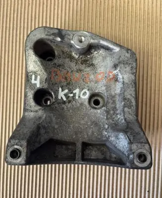 BMW 3 E90 E91 A/C compressor mount bracket 7796395