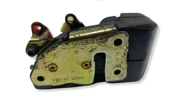 Chrysler Voyager Front door lock 