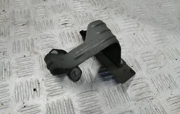 Ford Mondeo MK V Fender mounting bracket DG93F16A091AA