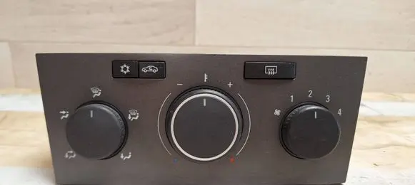 Opel Astra H Climate control unit 13201300 901512410005