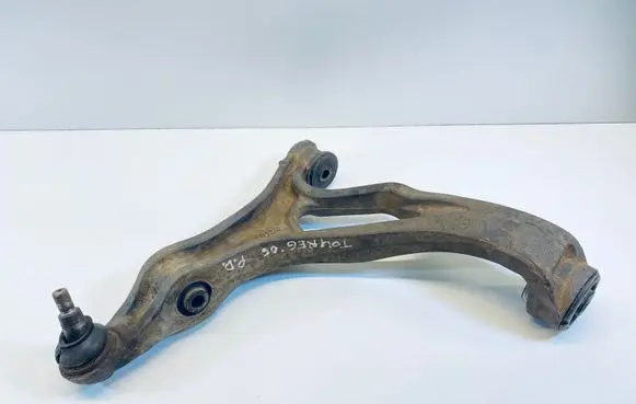 Volkswagen Touareg I Front lower control arm/wishbone 7L0407154B