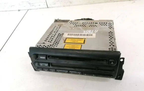 Radio/CD/DVD/GPS head unit