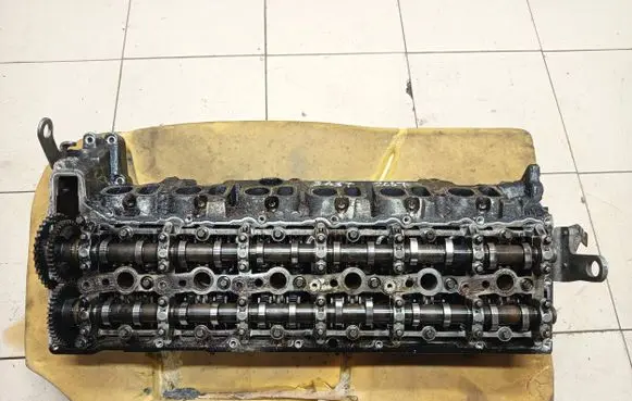 BMW X5 E70 Engine head 7800003