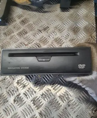 Nissan Murano Z50 Navigation unit CD/DVD player 25915ES60A 60208219 CCU331CZ