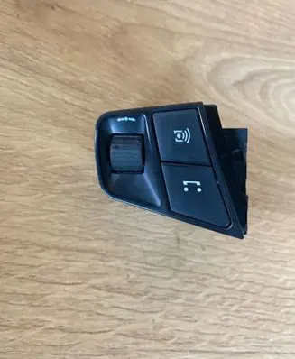 Opel Antara Steering wheel buttons/switches 96628661