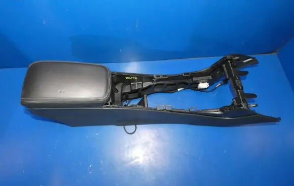 Mercedes-Benz B W246 W242 Armrest