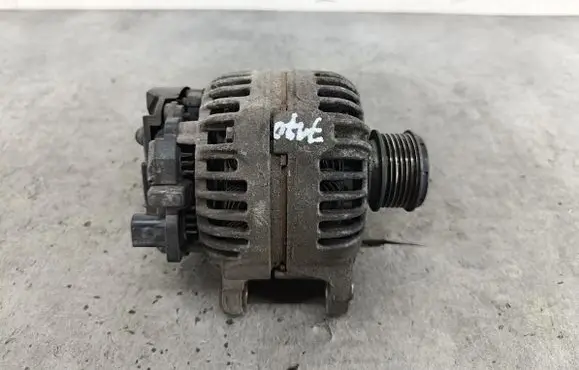 Skoda Fabia Mk2 (5J) Generator/alternator
