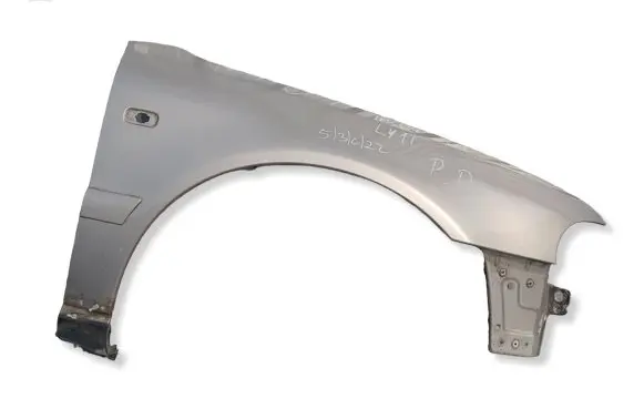 Audi A4 S4 B5 8D Fender 53C22