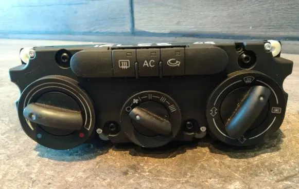 Audi A3 S3 8P Climate control unit
