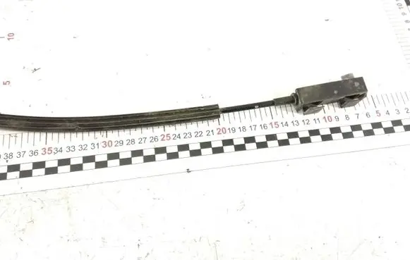 Volkswagen Touran I Engine bonnet/hood lock release cable 