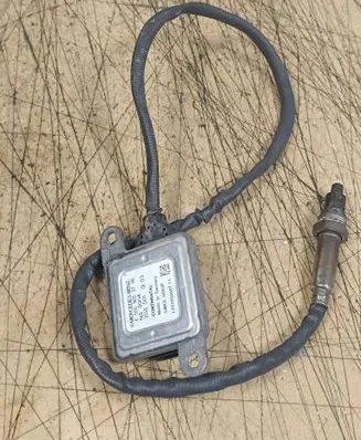 Mercedes-Benz ML W166 Lambda probe sensor A0009053706