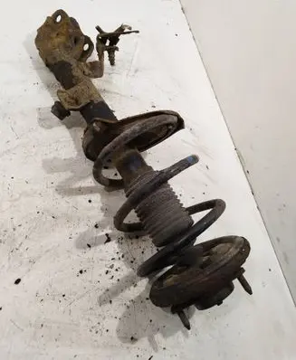 Mitsubishi Outlander Front shock absorber with coil spring