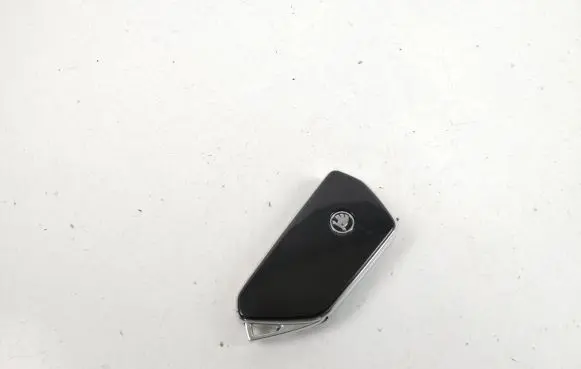Skoda Enyaq iV Ignition key/card 