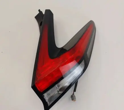 Nissan Leaf II (ZE1) Rear/tail lights 265505SH1A