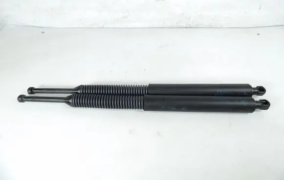 BMW 5 F10 F11 Shock absorber/damper mounting bracket 7266350