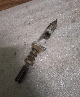 Audi 80 90 S2 B4 Clutch master cylinder 893721401B