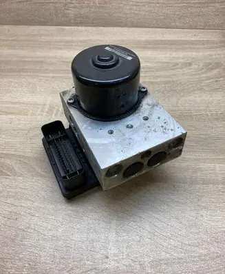 Mercedes-Benz CLK A209 C209 ABS Pump A2095452932 A0054310712