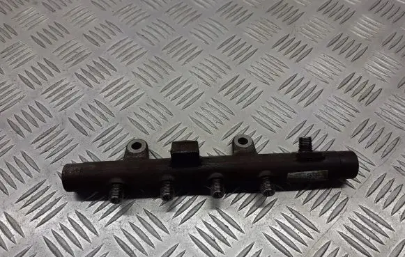Renault Megane III Fuel main line pipe 8200704217